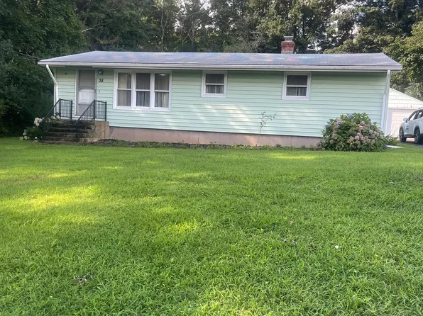 35 Chauncey Road, Hamden, CT 06514