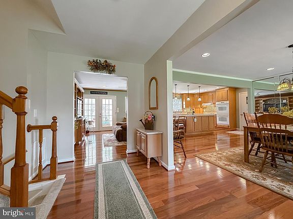 5th image of 10623 Fielder Ct