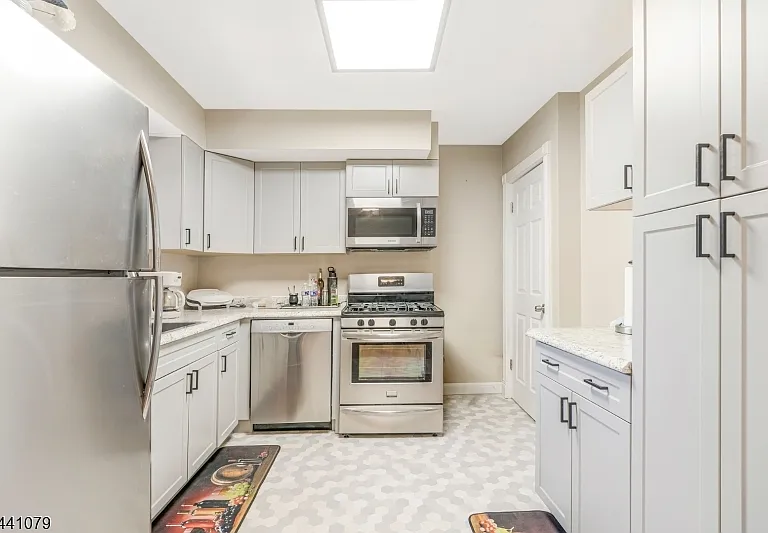 640 Desota Dr #A — Photo 13