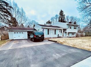 3413 Riverview Dr, Eau Claire, WI 54703