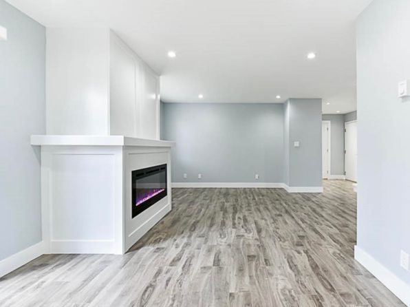 13316 71b Ave #207, Surrey, BC V3W 7Z4