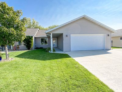 1727 9th Ave S, Brookings, SD, 57006