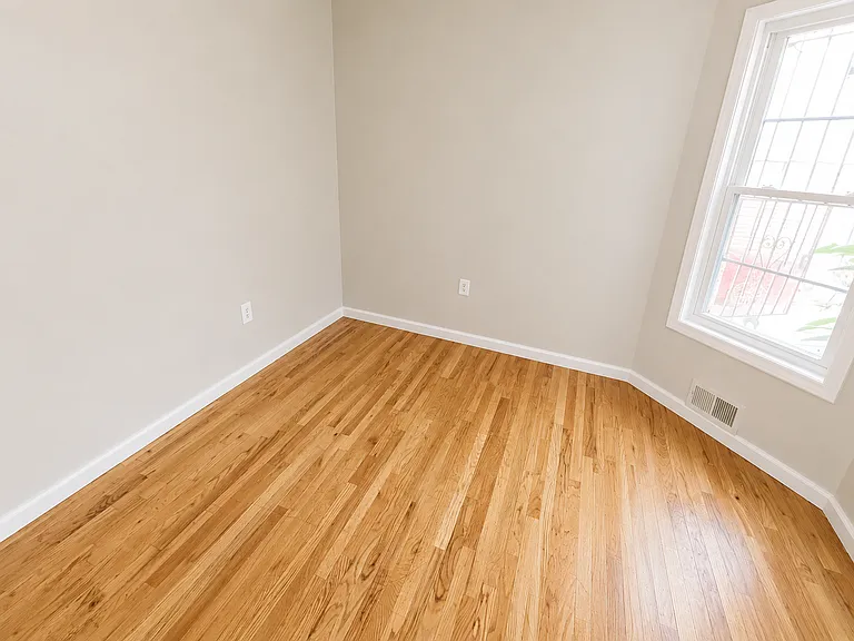 461 14th Ave #1 — Photo 10