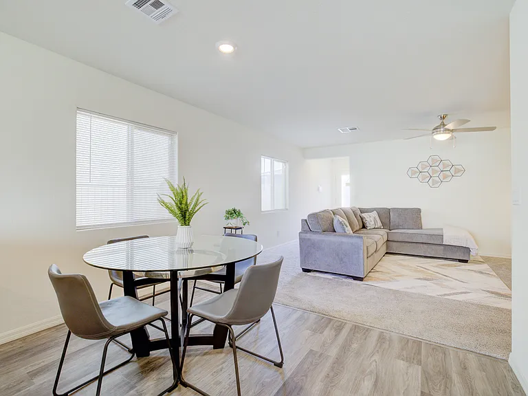 1586 Oro Grande Dr — Photo 15