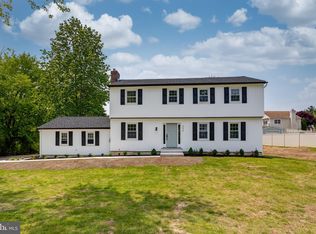 598 Ellis Ave, Newtown Square, PA 19073