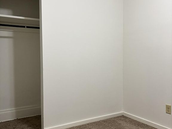 4th image of 4 S Central Ave APT D
