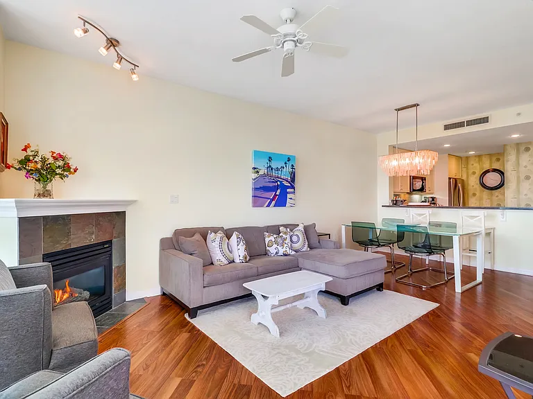 850 Beech St #509 — Photo 3