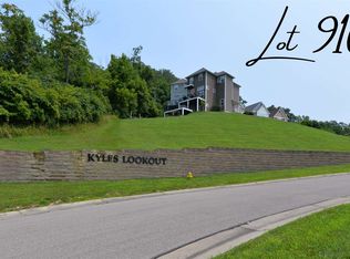 910 Treeline Dr, Covington, KY 41017