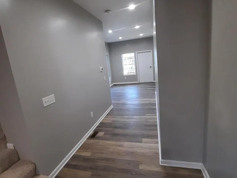 359 N Garfield Ave #359 — Photo 2