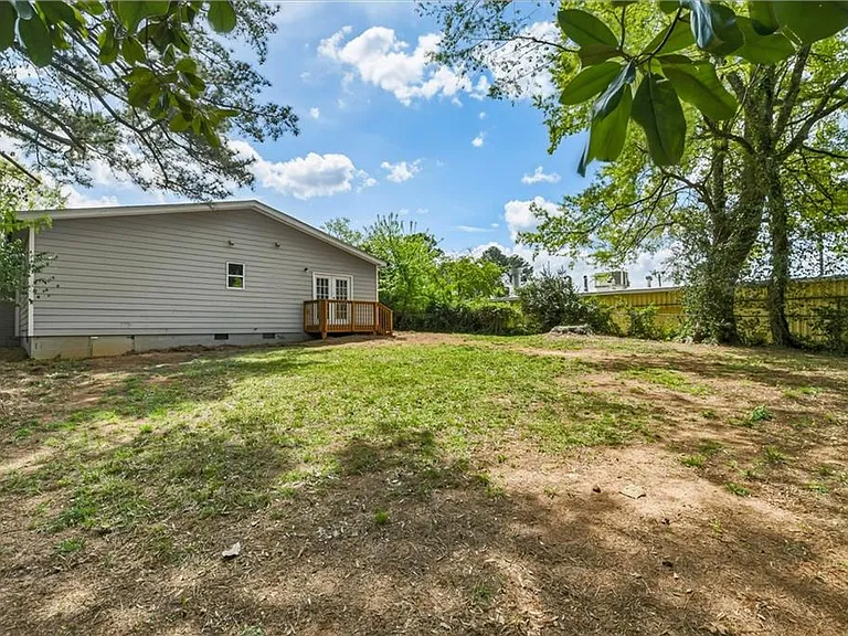 2866 Belvedere Ln — Photo 28