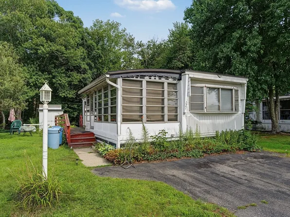 121 Mayflower Ave, Taunton, MA 02780