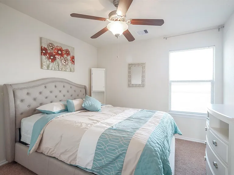 8730 Sunny Gallop Dr — Photo 36