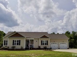 518 Moonlight Dr, Fuquay Varina, NC 27526