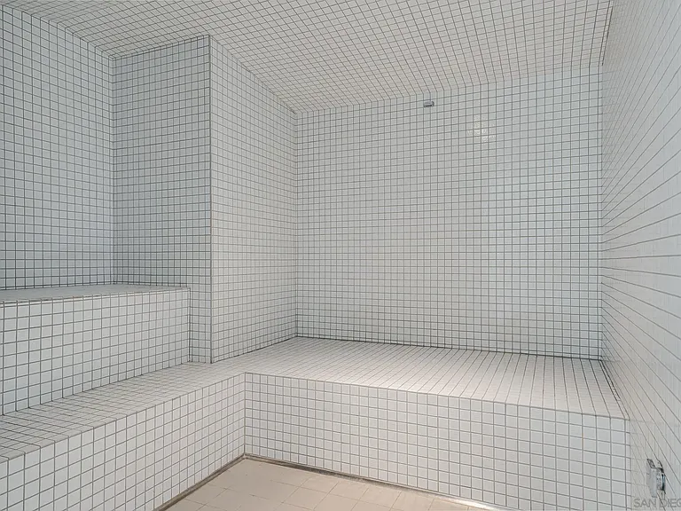 888 West E St #1604 — Photo 32