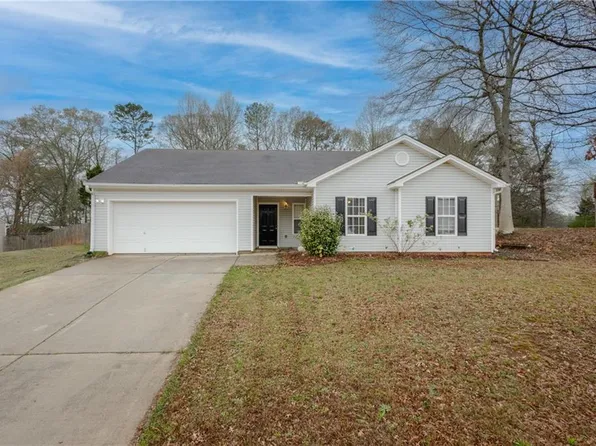 1465 Elise Dr, Bethlehem, GA 30620