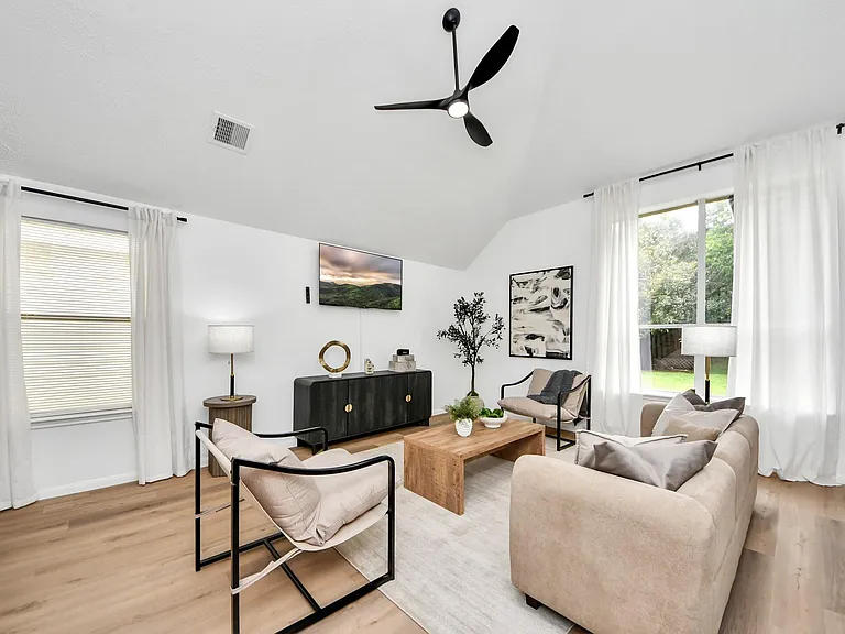 8919 Windfern Trace Dr — Photo 2