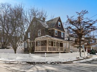 37 Hunt St, Watertown, MA 02472