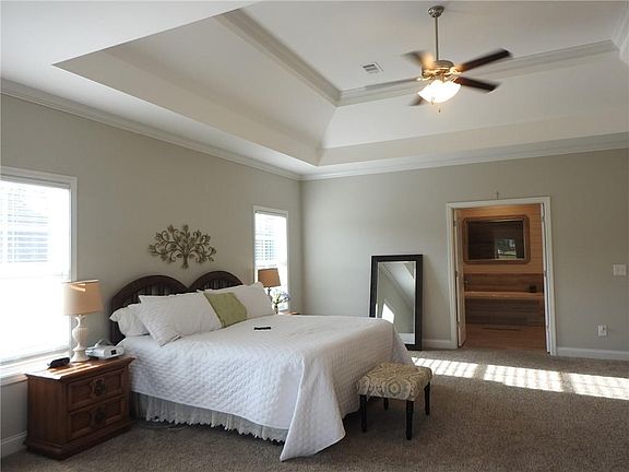 4th image of 182 Lee Road 2208