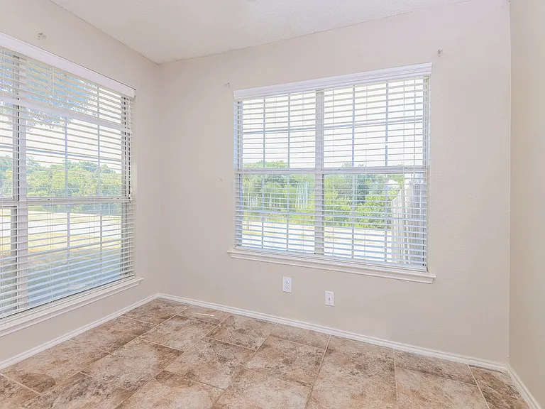 4349 Presto Cir — Photo 12