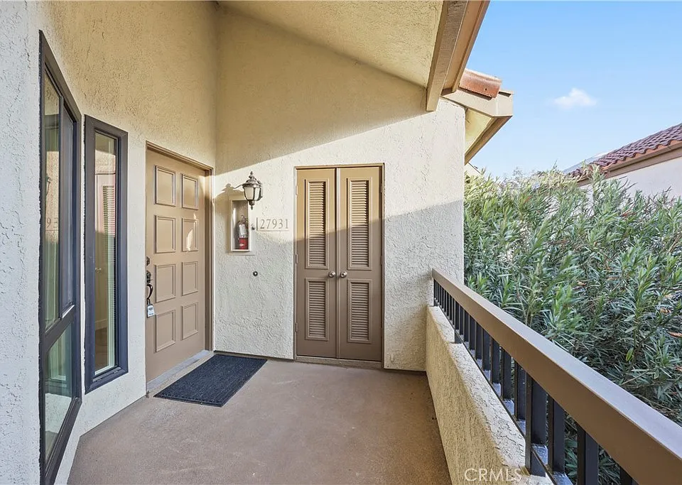 27931 Trocadero #76