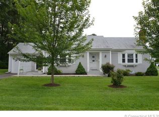 34 Sherwood Rd, West Hartford, CT 06117