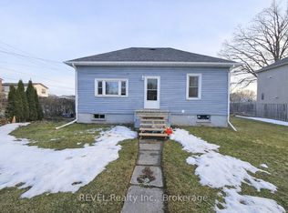 6222 Hawkins St, Niagara Falls, ON L2G3B5