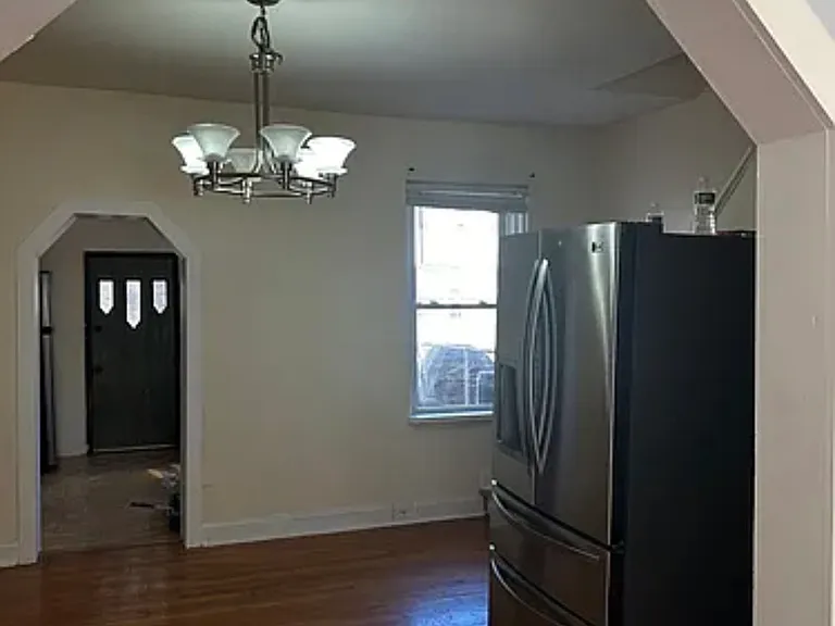 3242 Edgemont St — Photo 4