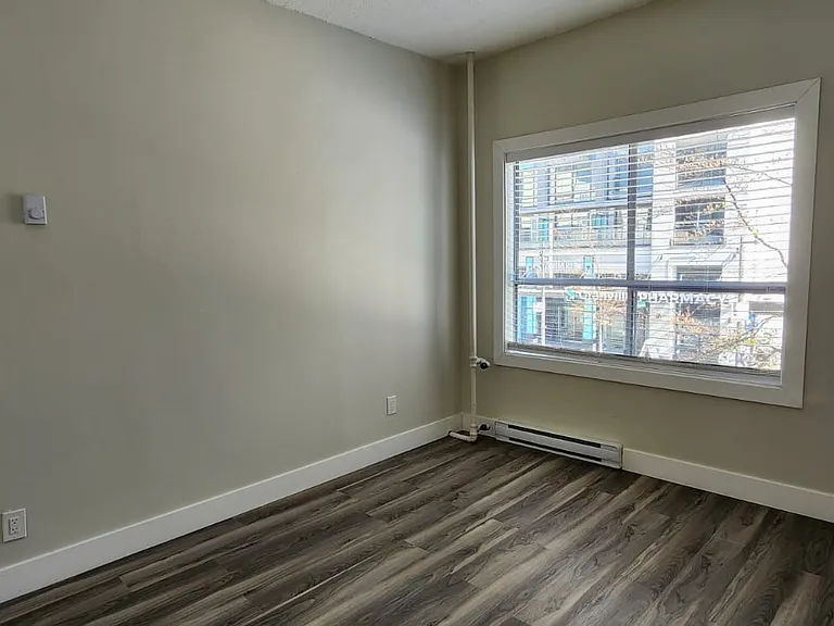 1155 Granville St #4 — Photo 9
