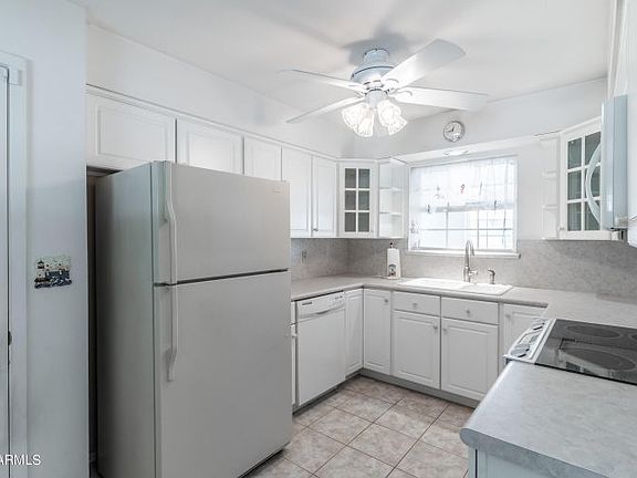4th image of 5222 E Dallas St