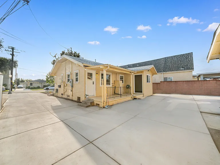 2014 S Marguerita Ave — Photo 17