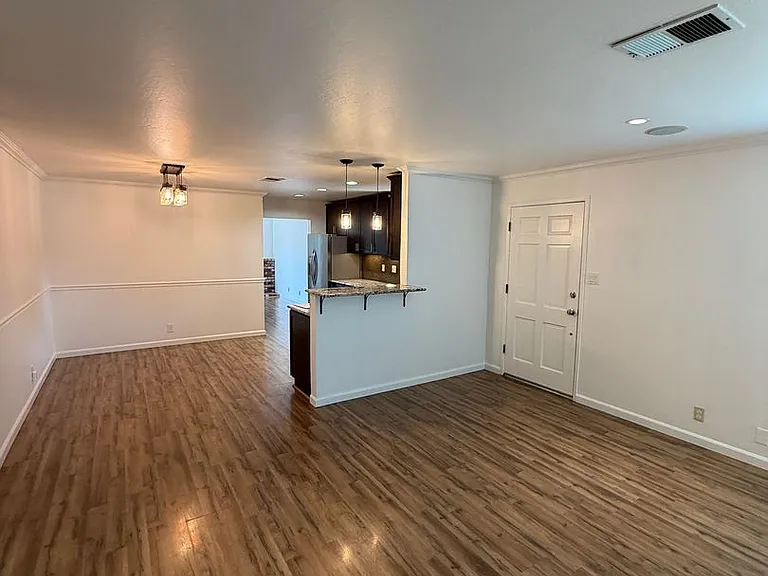 1115 Church St — Photo 5