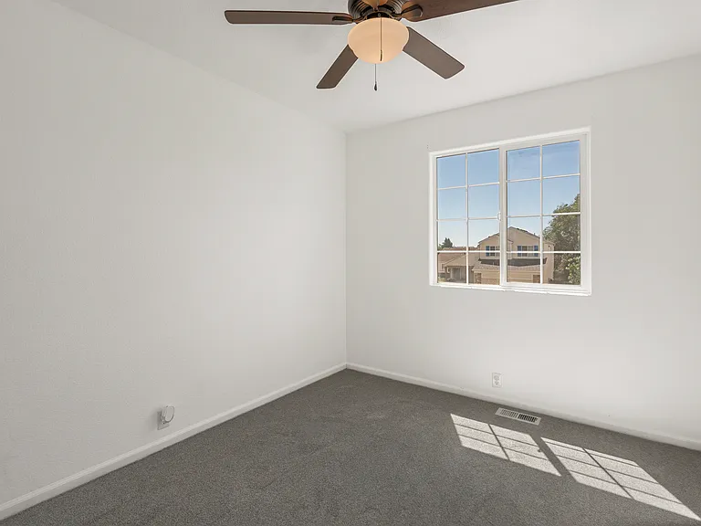 7326 Village Meadows Dr — Photo 26