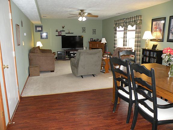 4th image of 123 Trowbridge Dr