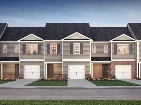 5124 Hyrule Dr, Charlotte, NC 28262