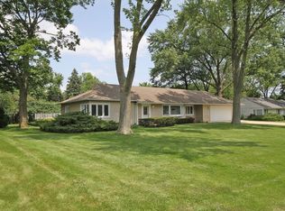 1002 Lincoln Ln, La Grange Highlands, IL