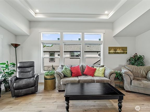3rd image of 1019 Stanford Drive #69