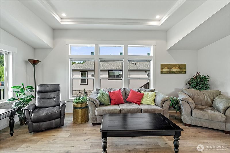 3rd image of 1019 Stanford Drive #69