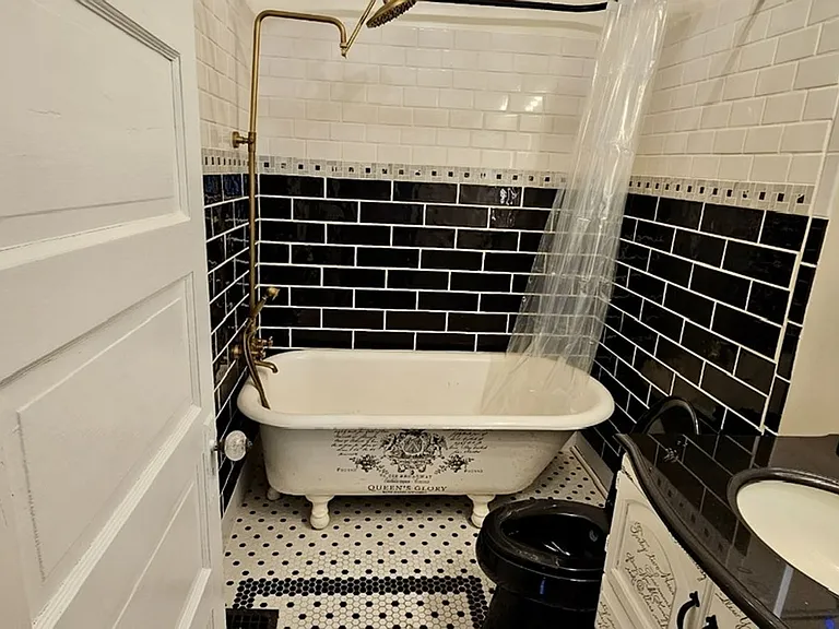 832 Hazel St — Photo 11