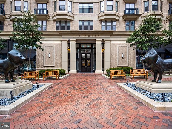 3rd image of 7710 Woodmont Ave APT 909