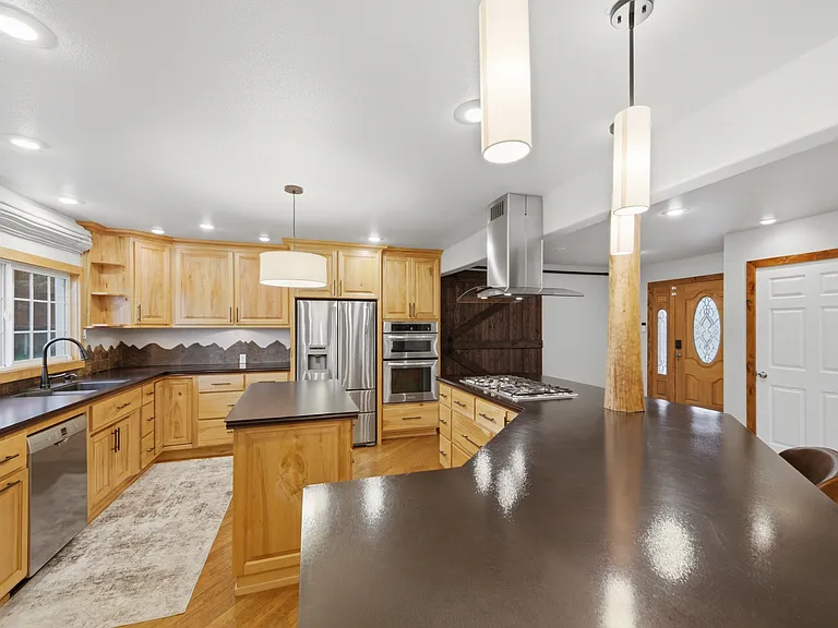 2635 N Meyer Rd — Photo 9