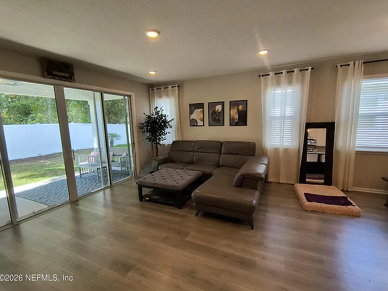 5747 Tomahawk Lake Dr — Photo 7