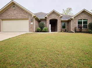 2301 Hickory Dr, Bryant, AR 72019