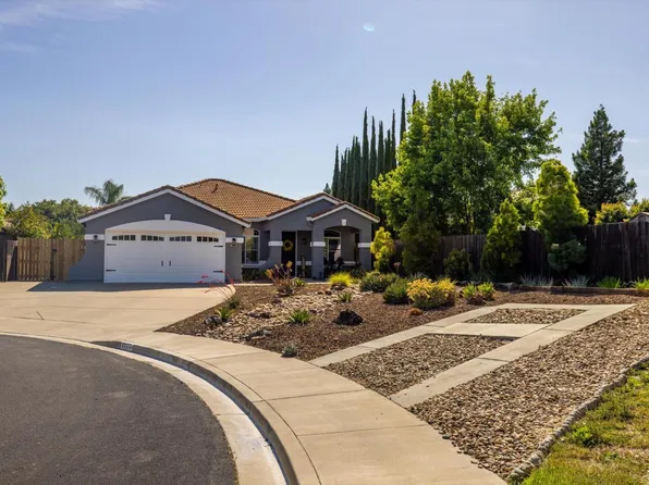 1024 Feather River Court, Vacaville, CA 95688