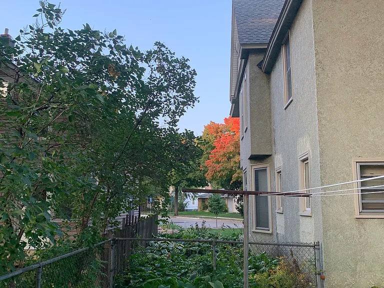 887 Weeks Ave SE #2 — Photo 37