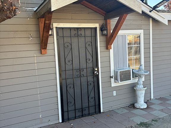 5th image of 65 Wright Ave #1