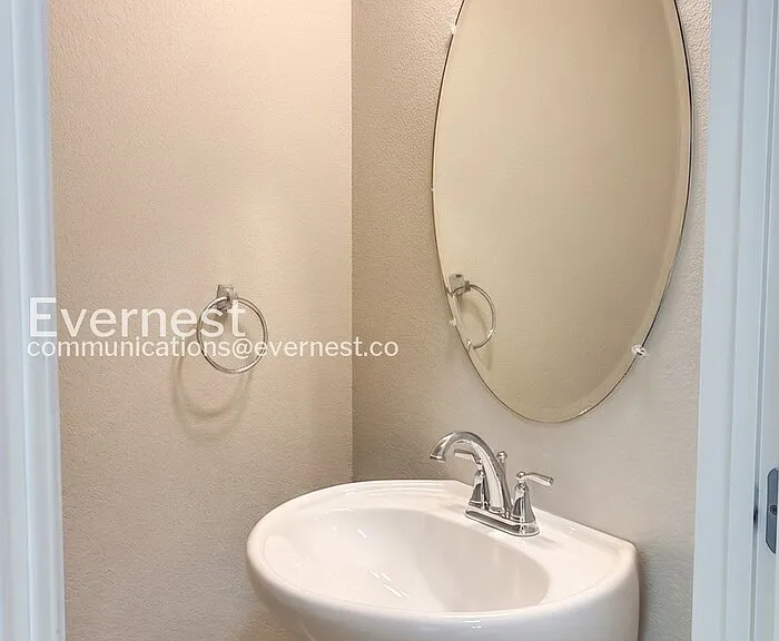 1689 Grand Ave #4 — Photo 14