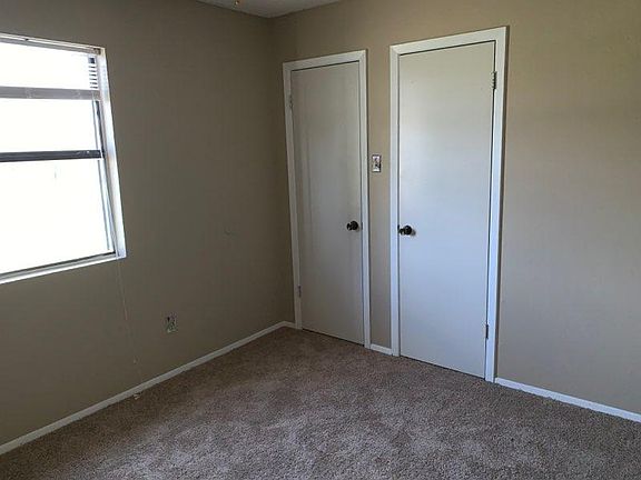 2nd image of 2612 Boyd Ave