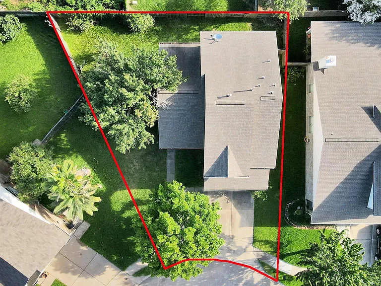20218 Bronze Bluff Dr — Photo 42
