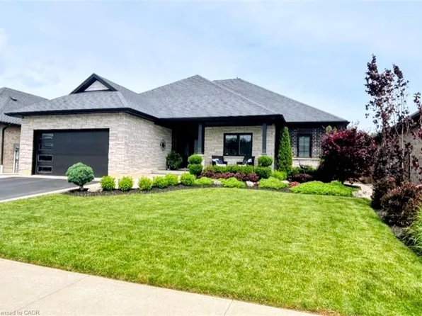 42 Bluenose Dr, Norfolk County, ON N0A 1N7