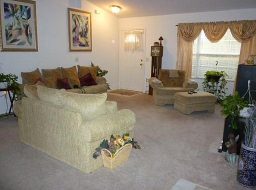 2nd image of 1675 17th Ln SW